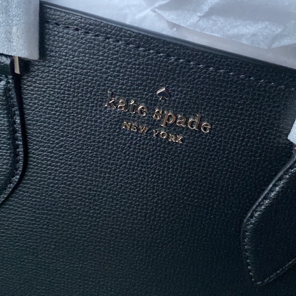 SOLD ❌ Kate Spade Black Crossbody Purse - Picture 4 of 15